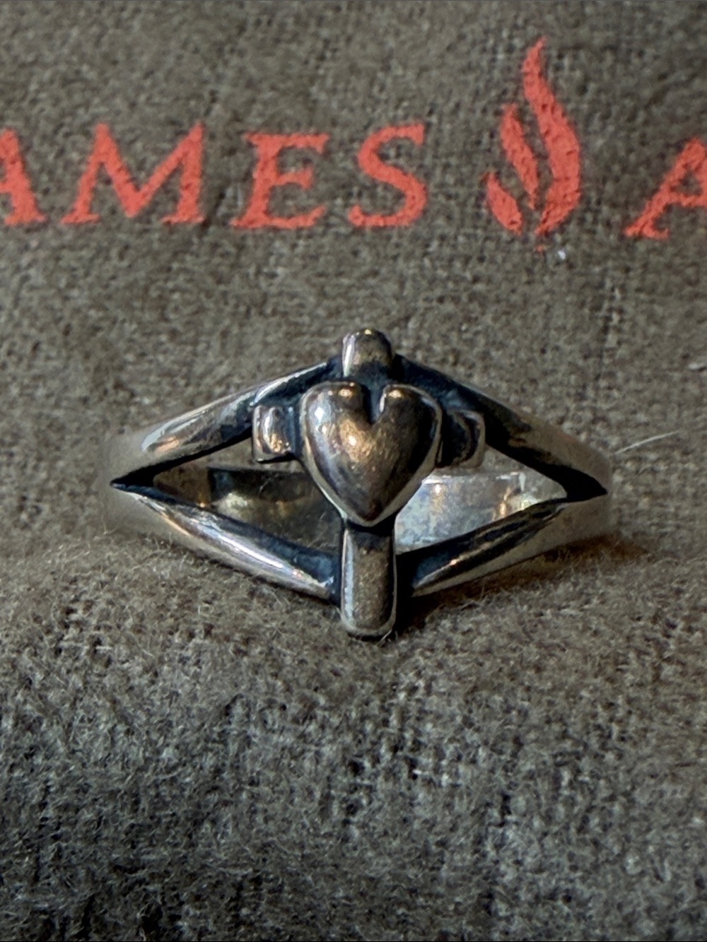 James Avery Sterling Silver Retired Cross Heart Ring Size 5